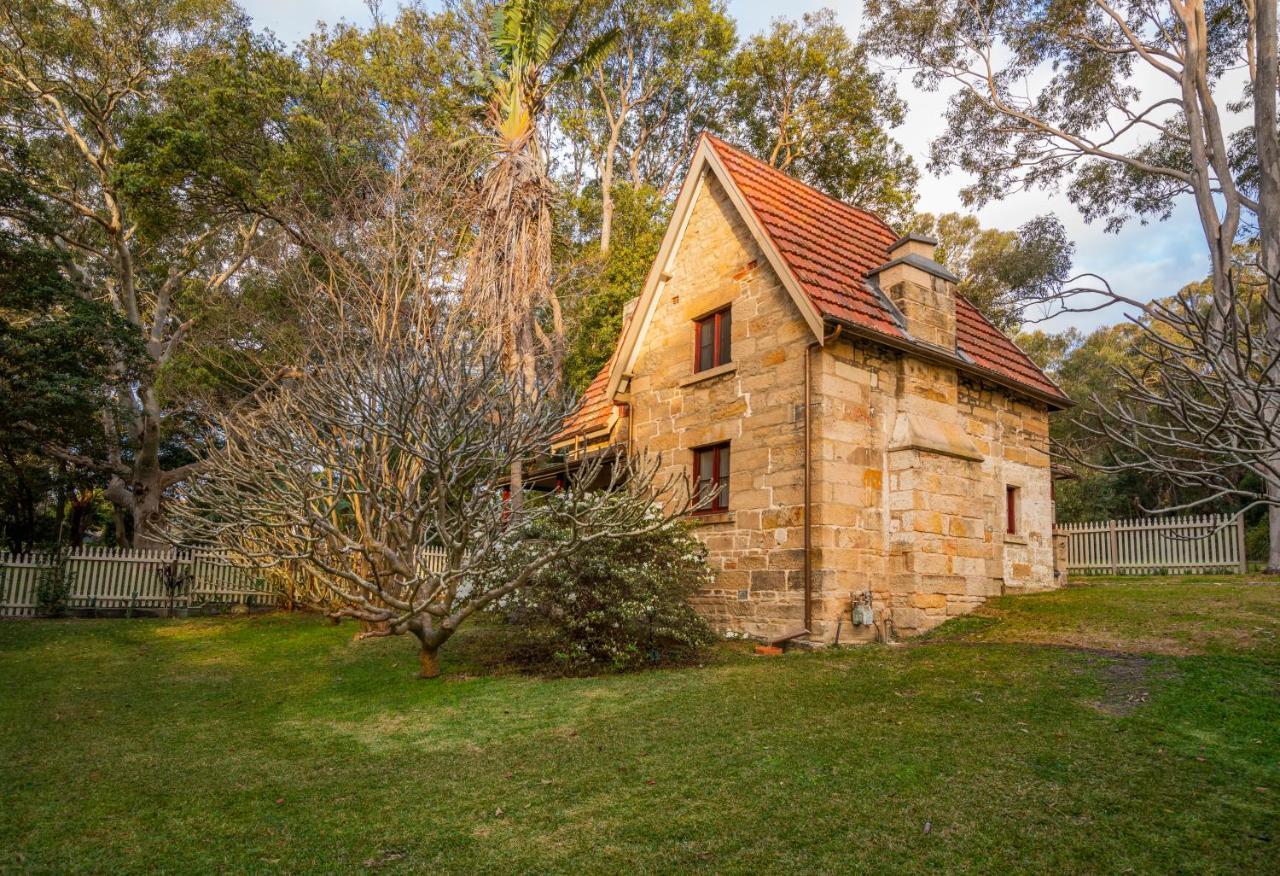 Country house Gardeners Sydney